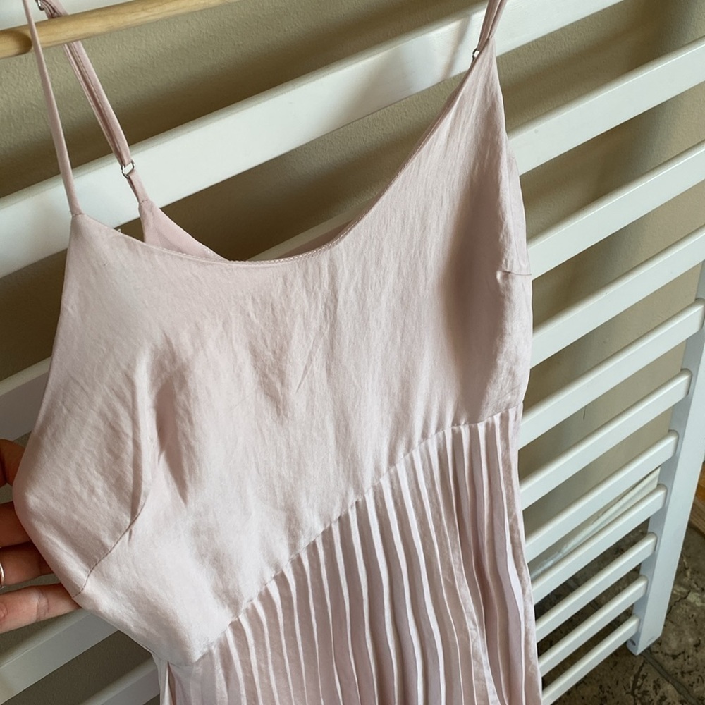 Rachel Roy Soft Pink Satin Accordion-Pleated Cami Midi Dress Size XS - Picture 4 of 16